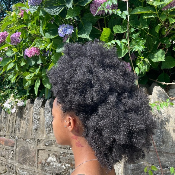 Synthetic kinky curly HANDMADE crochet 16” afro drawstring ponytail - Picture 4 of 4